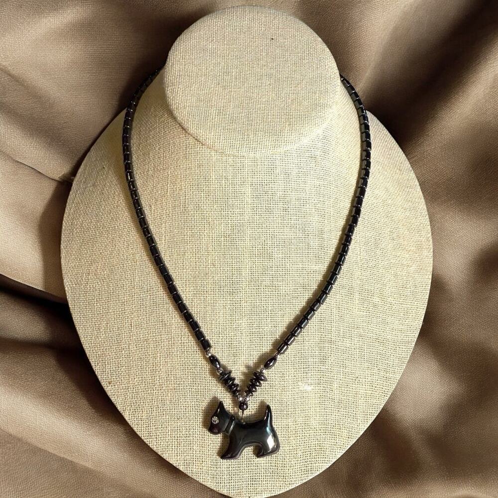 VTG Hematite Beaded Scottie Westie Pendant Rhinestone Eye Silver Tone Beads 18”